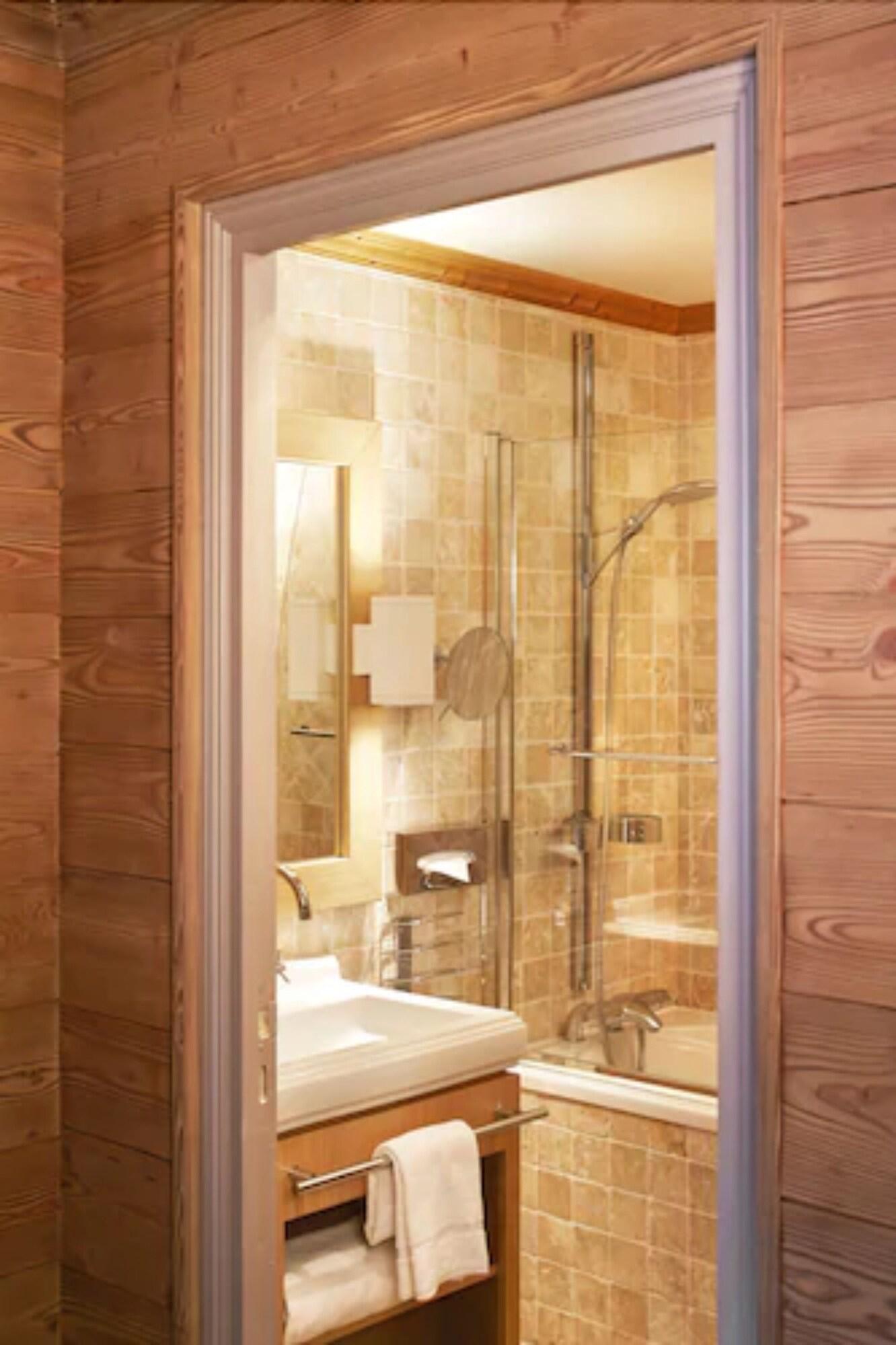 Hotel Des Trois Vallees Courchevel